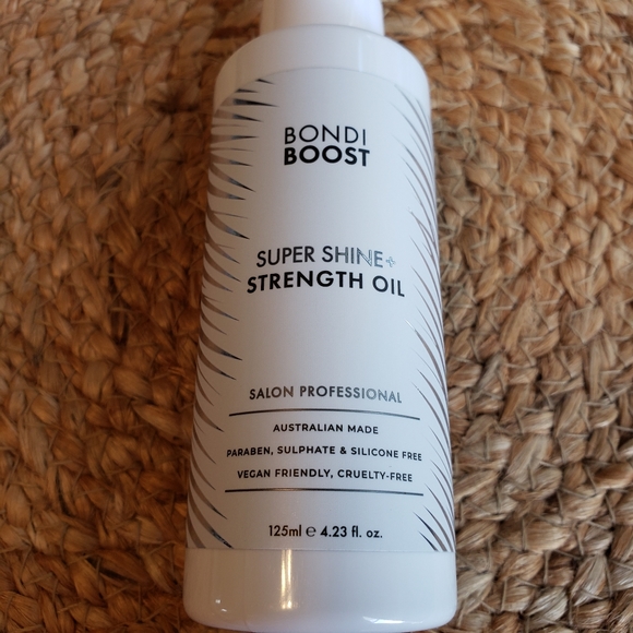 Bondi Boost Super Shine + Strength Oil - Picture 5 of 7